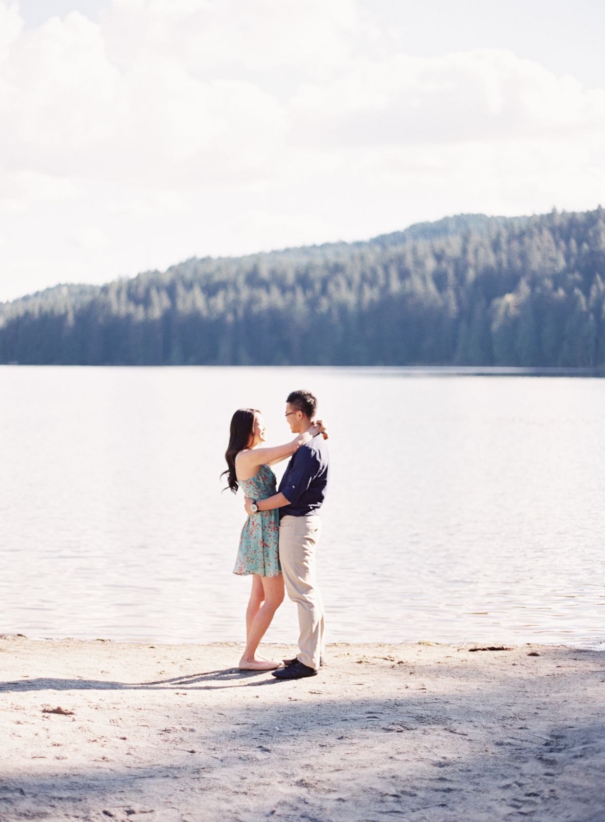 blog-vancouver-engagement-prewedding-buntzen-lake-white-pine-002