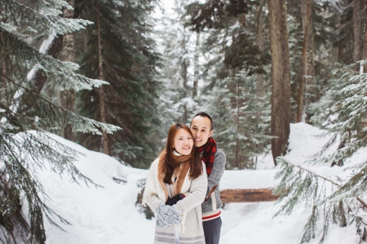 Blog-Brandon-Stephanie-Engagement-Photos-Snow-North-Vancouver-Mount-Seymour-2