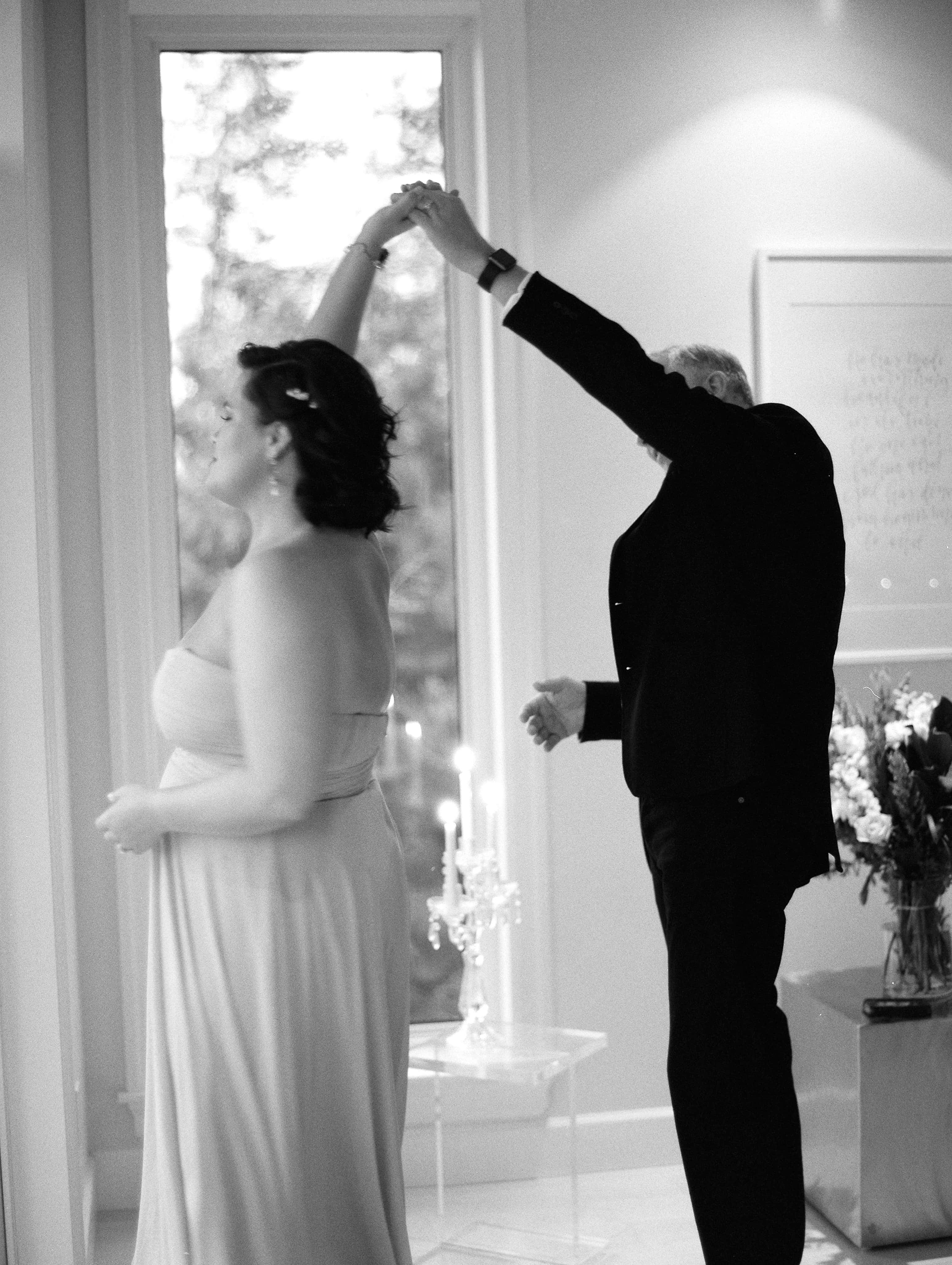 Father and daughter's first dance