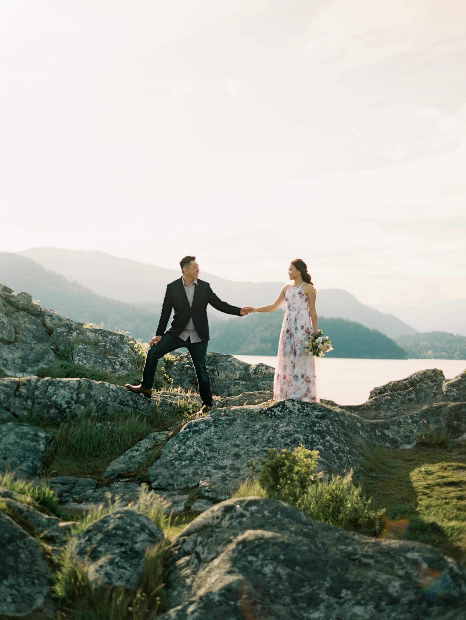 whytecliff-park-lighthouse-vancouver-engagement-prewedding-fineart-06