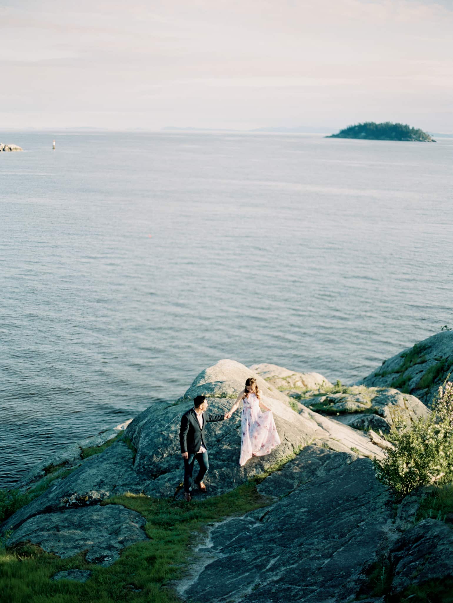 whytecliff-park-lighthouse-vancouver-engagement-prewedding-fineart-07